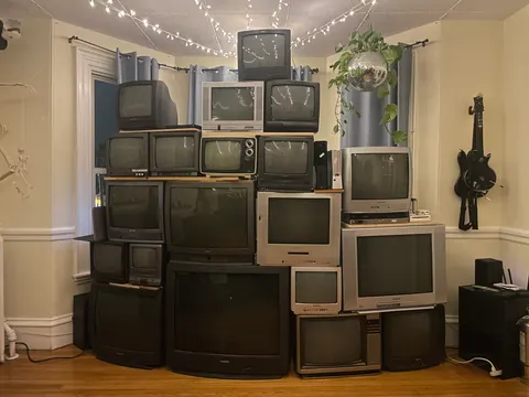 CRT TV party